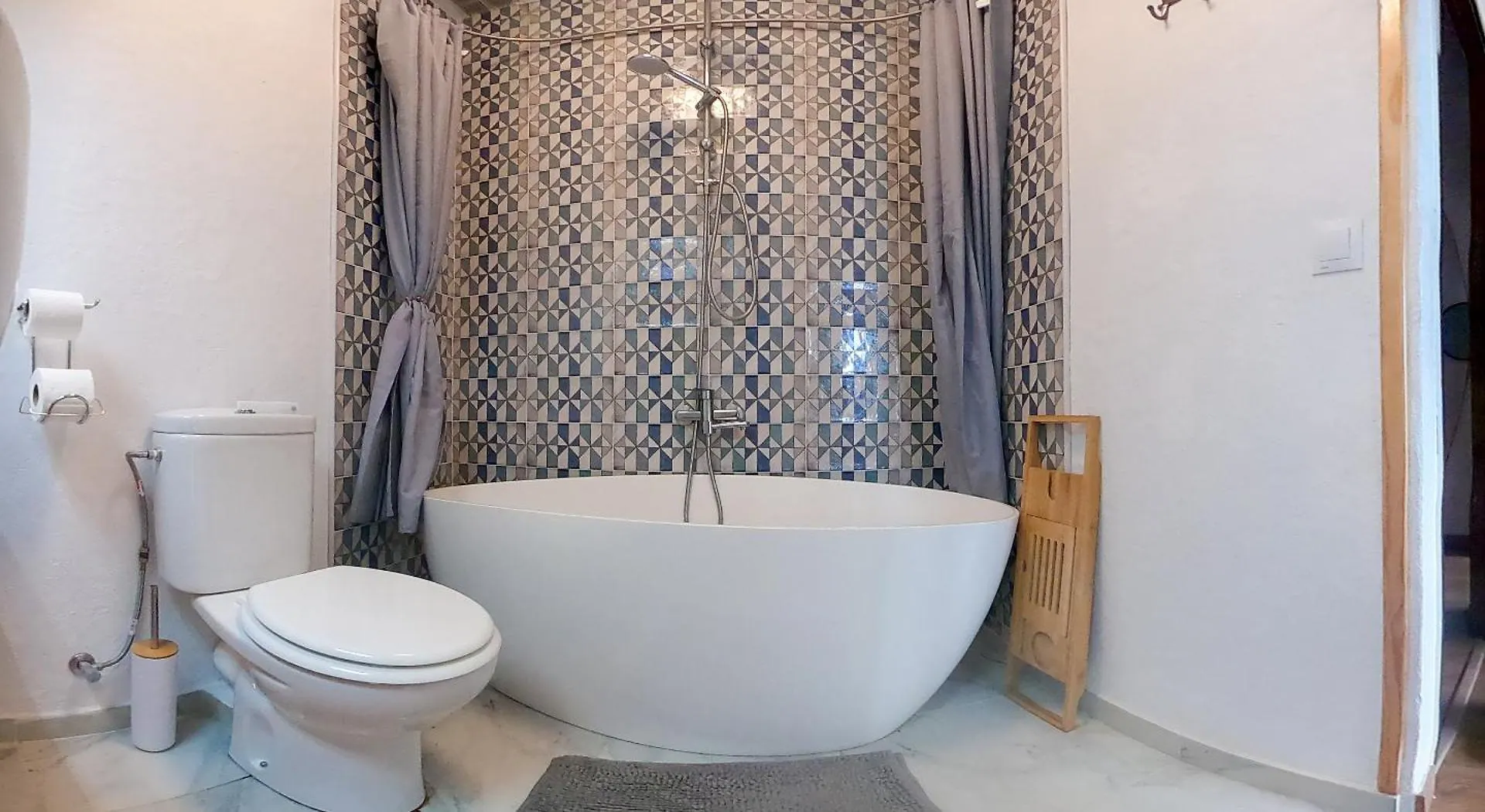 Holiday home Villa Jo - Stunning Front Line Beach House. L'Ametlla de Mar
